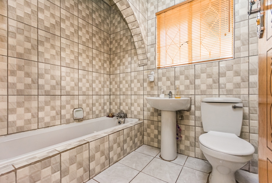 3 Bedroom Property for Sale in Florida Gauteng