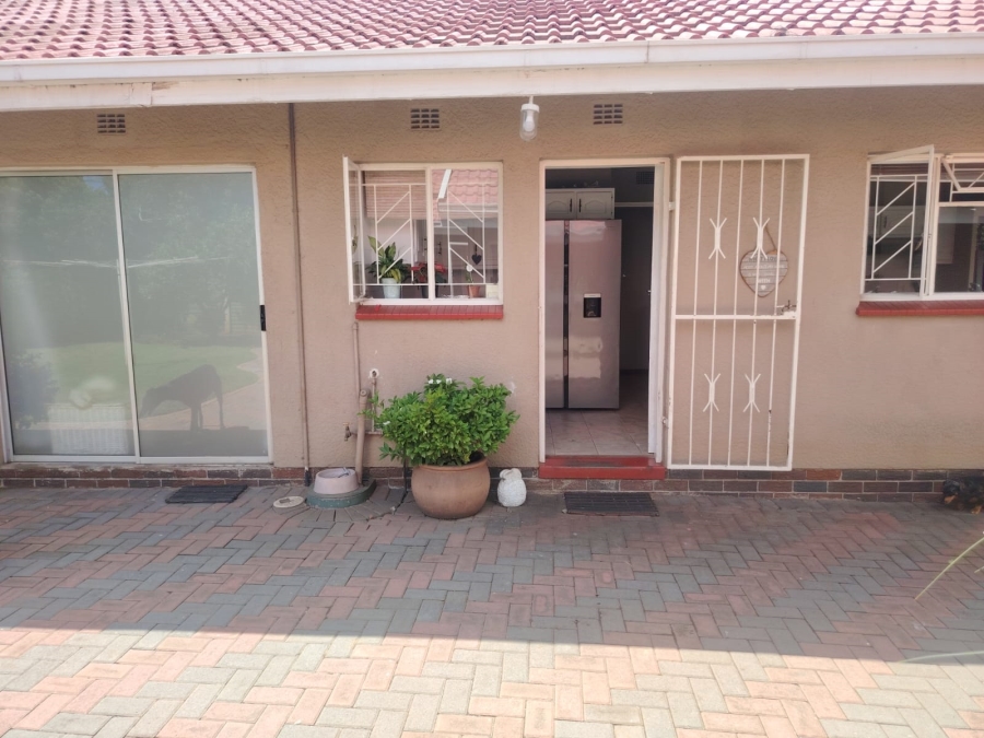 4 Bedroom Property for Sale in Vanderbijlpark SE 1 Gauteng