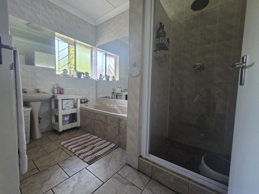 4 Bedroom Property for Sale in Vanderbijlpark SE 1 Gauteng