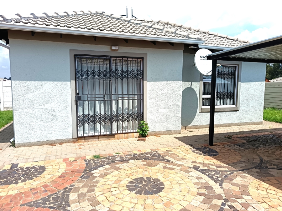 2 Bedroom Property for Sale in Brenthurst Gauteng