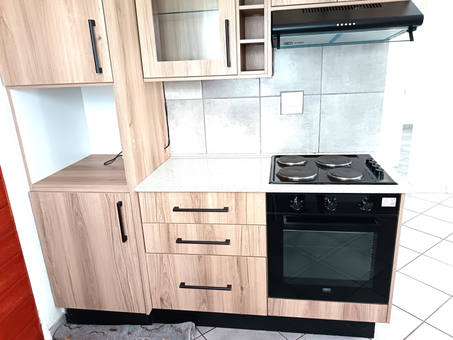 2 Bedroom Property for Sale in Brenthurst Gauteng