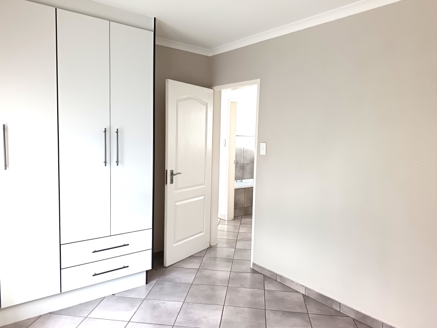 2 Bedroom Property for Sale in Brenthurst Gauteng