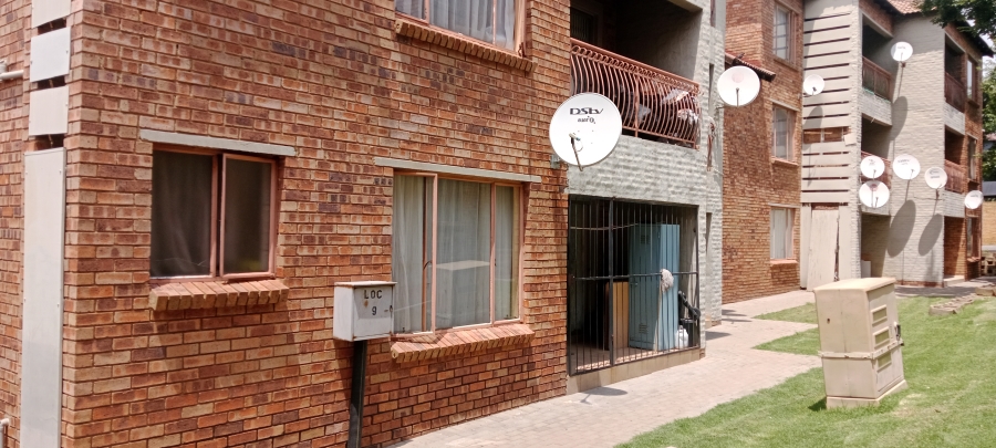 3 Bedroom Property for Sale in Birchleigh Gauteng