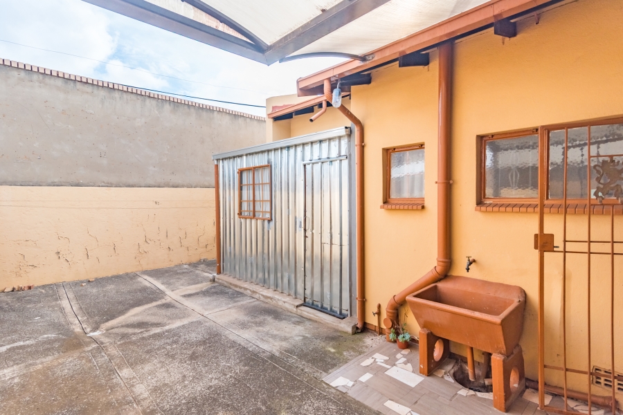 2 Bedroom Property for Sale in Protea North Gauteng