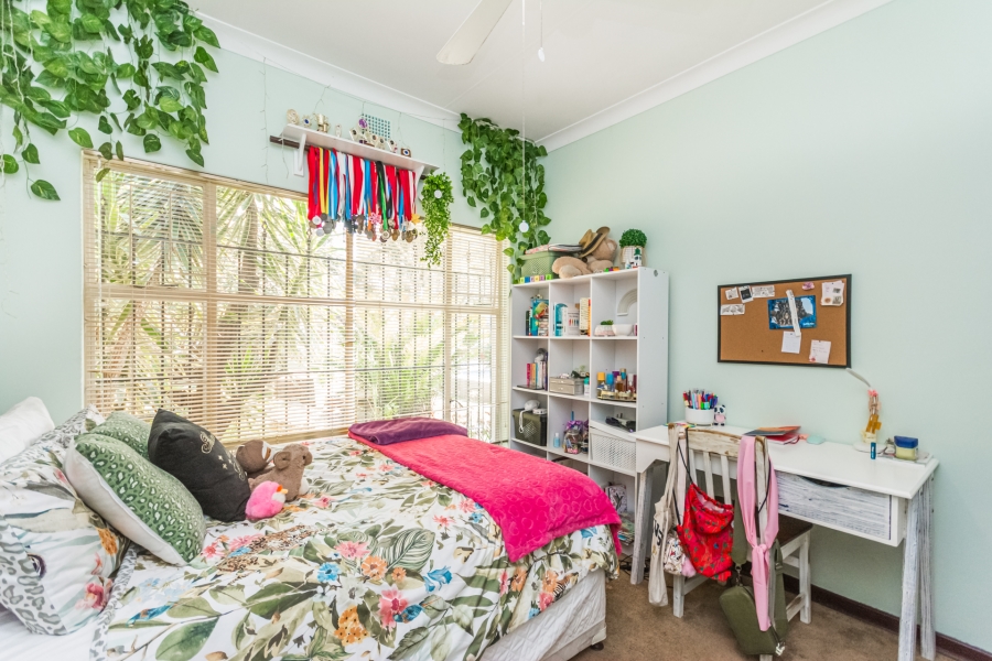 6 Bedroom Property for Sale in Lyttelton Manor Gauteng