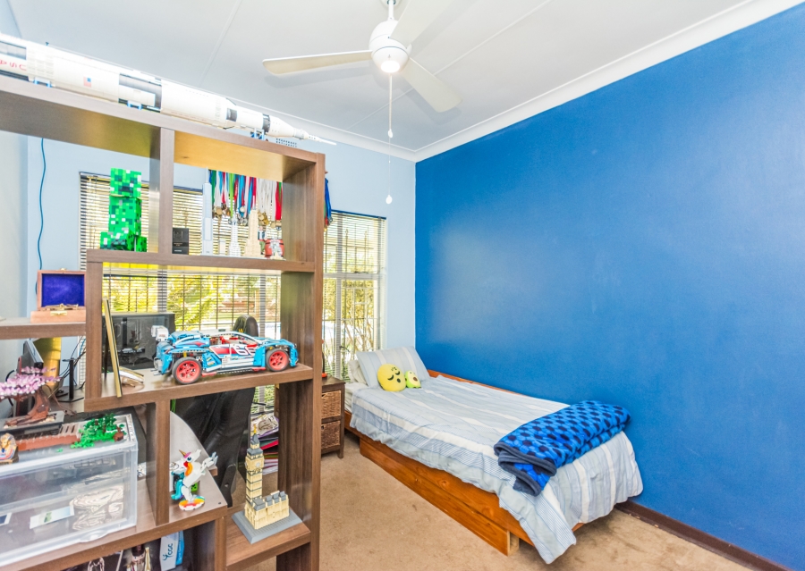 6 Bedroom Property for Sale in Lyttelton Manor Gauteng