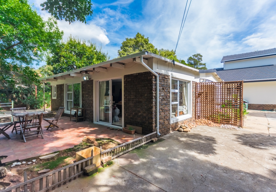 6 Bedroom Property for Sale in Lyttelton Manor Gauteng