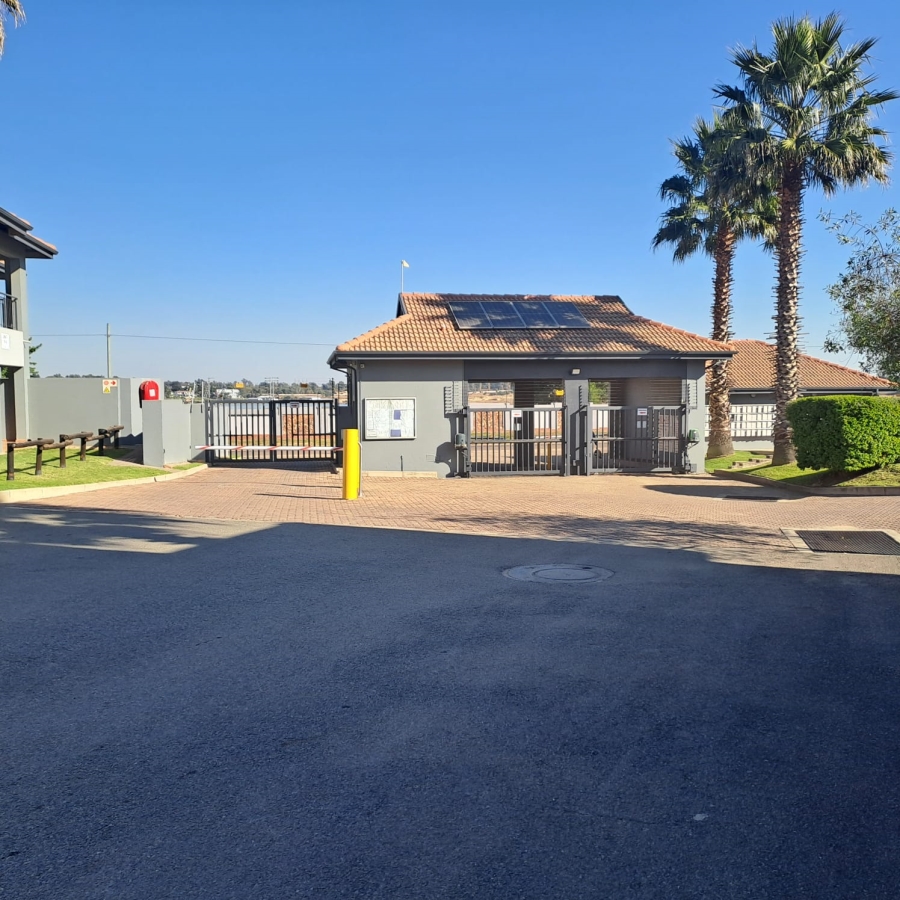 2 Bedroom Property for Sale in Rynfield Gauteng