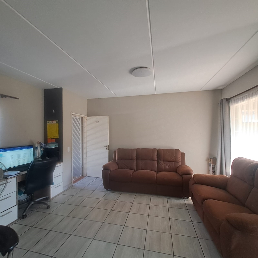 2 Bedroom Property for Sale in Rynfield Gauteng