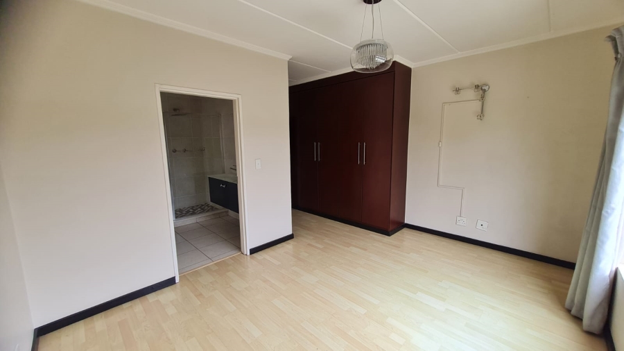 To Let 3 Bedroom Property for Rent in Bedfordview Gauteng