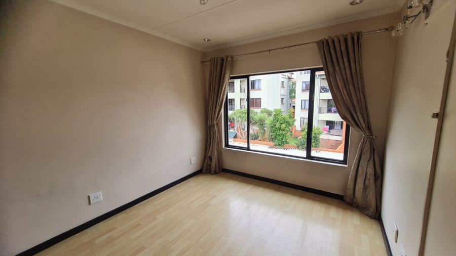 To Let 3 Bedroom Property for Rent in Bedfordview Gauteng