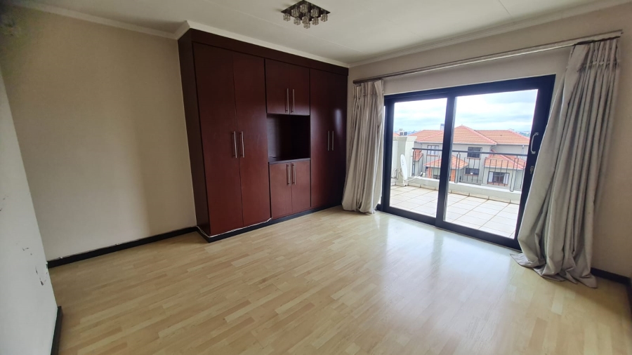 To Let 3 Bedroom Property for Rent in Bedfordview Gauteng