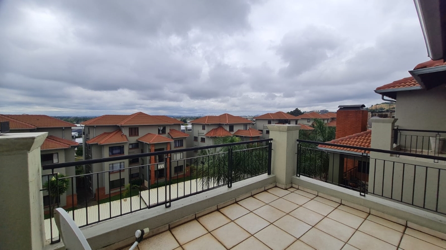 To Let 3 Bedroom Property for Rent in Bedfordview Gauteng