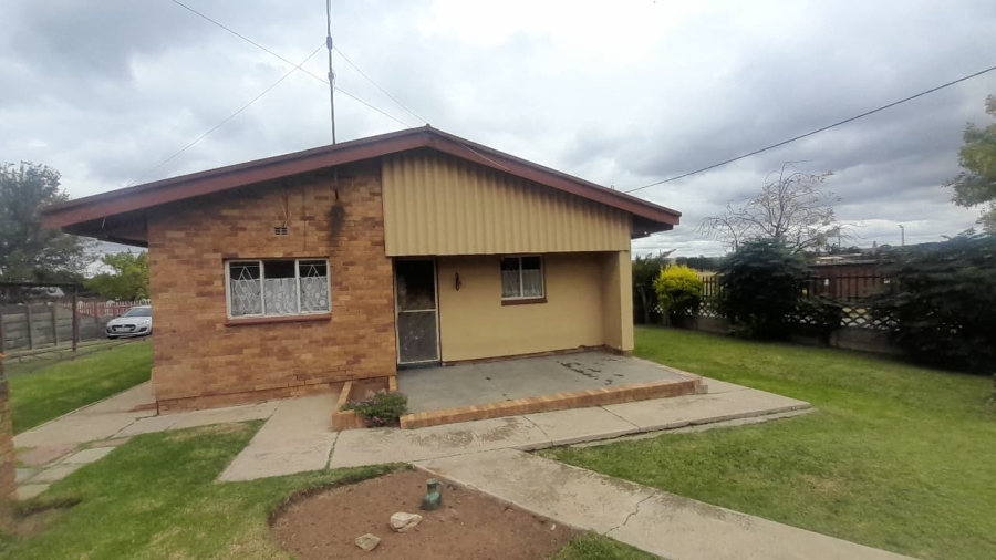 3 Bedroom Property for Sale in Noycedale Gauteng