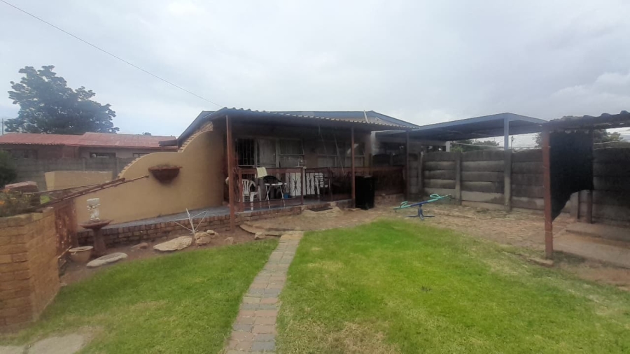 3 Bedroom Property for Sale in Noycedale Gauteng