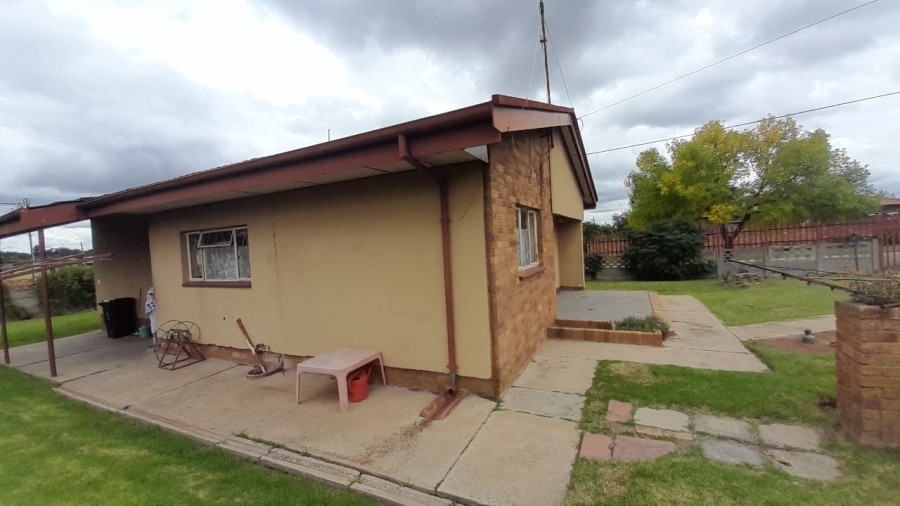 3 Bedroom Property for Sale in Noycedale Gauteng