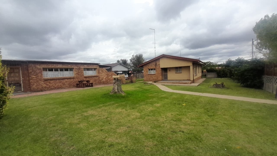 3 Bedroom Property for Sale in Noycedale Gauteng