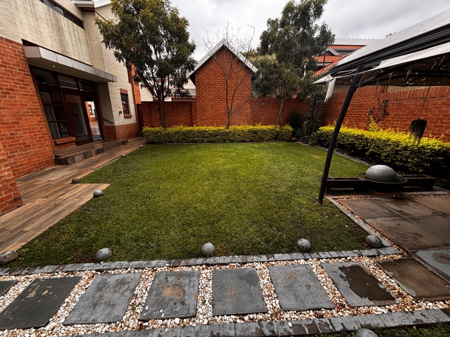 To Let 3 Bedroom Property for Rent in Country View Estate Gauteng