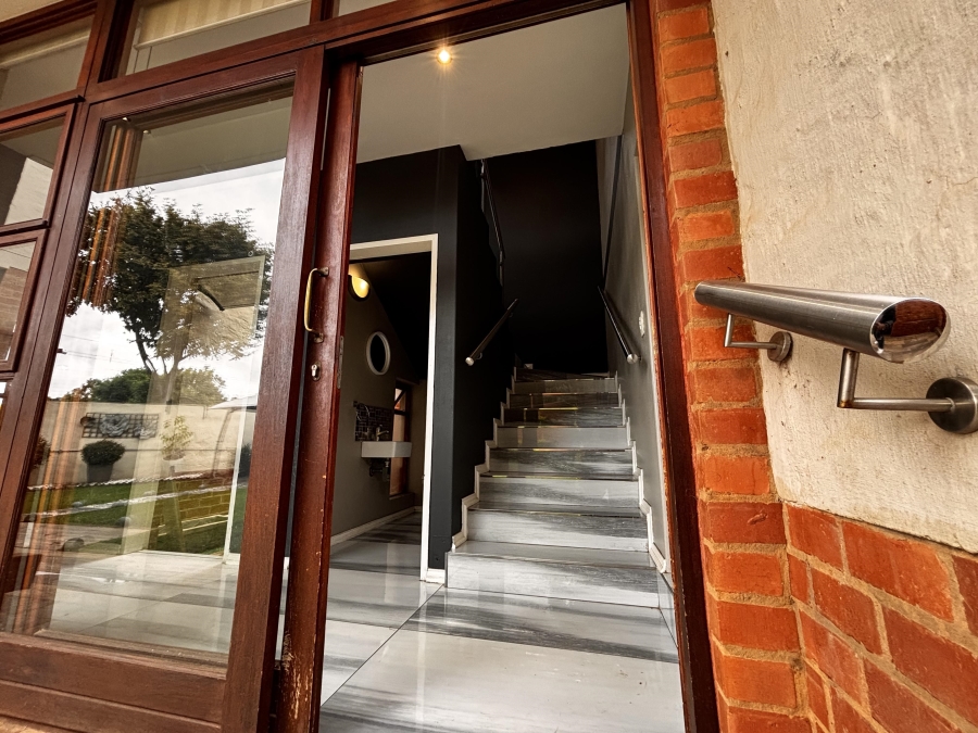 To Let 3 Bedroom Property for Rent in Country View Estate Gauteng