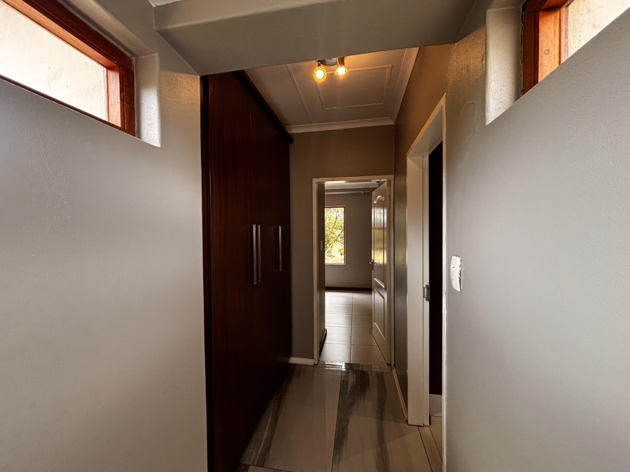 To Let 3 Bedroom Property for Rent in Country View Estate Gauteng