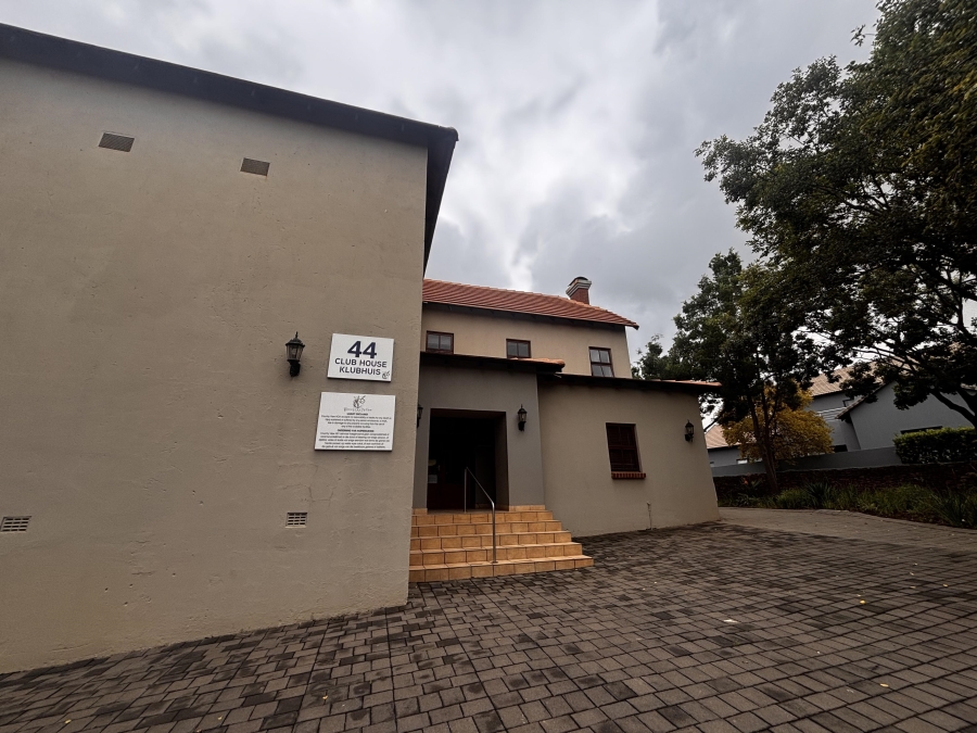 To Let 3 Bedroom Property for Rent in Country View Estate Gauteng