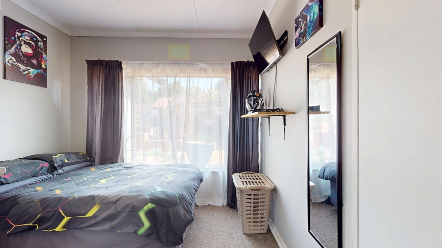 6 Bedroom Property for Sale in Elsburg Gauteng