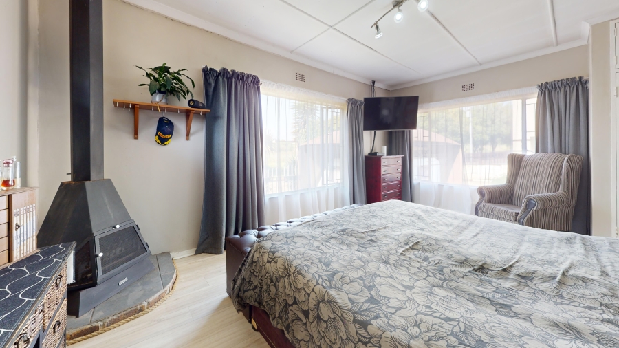 6 Bedroom Property for Sale in Elsburg Gauteng