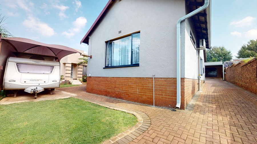 6 Bedroom Property for Sale in Elsburg Gauteng