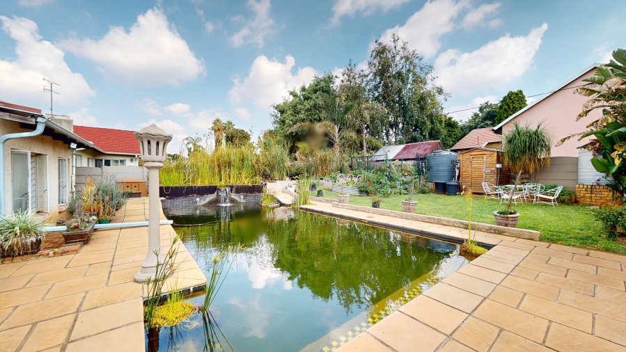 6 Bedroom Property for Sale in Elsburg Gauteng