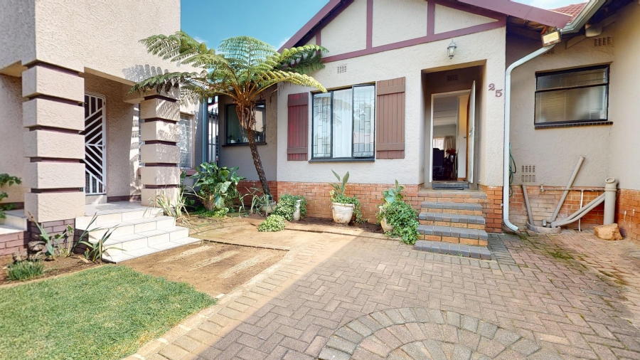 6 Bedroom Property for Sale in Elsburg Gauteng
