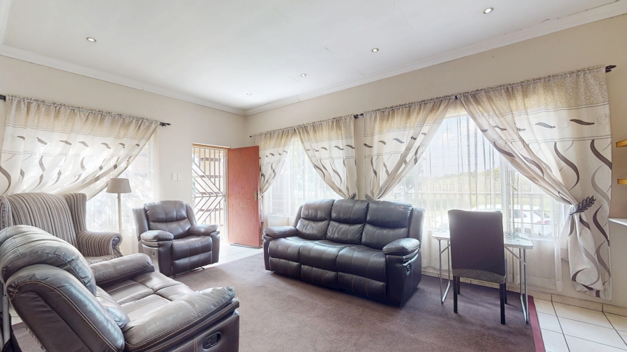 6 Bedroom Property for Sale in Elsburg Gauteng