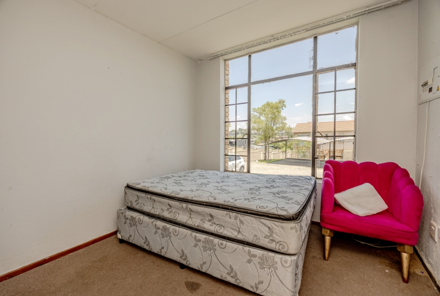 2 Bedroom Property for Sale in Laser Park Gauteng