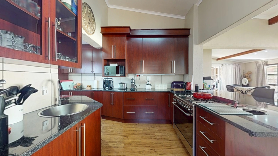 4 Bedroom Property for Sale in Ravenswood Gauteng