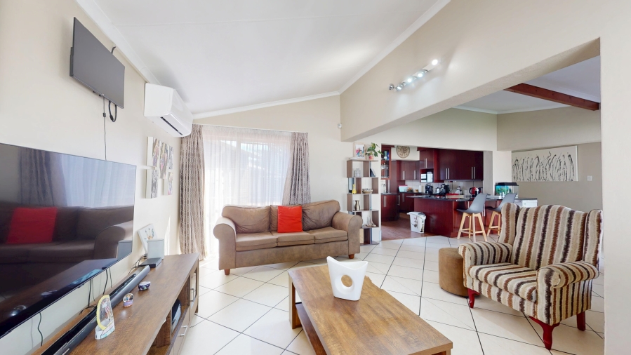 4 Bedroom Property for Sale in Ravenswood Gauteng