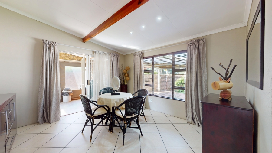 4 Bedroom Property for Sale in Ravenswood Gauteng