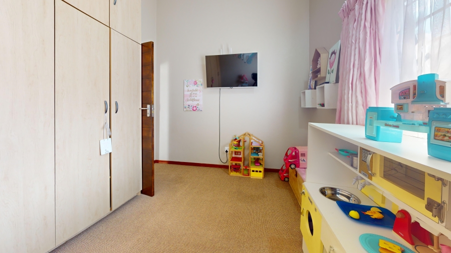 4 Bedroom Property for Sale in Ravenswood Gauteng