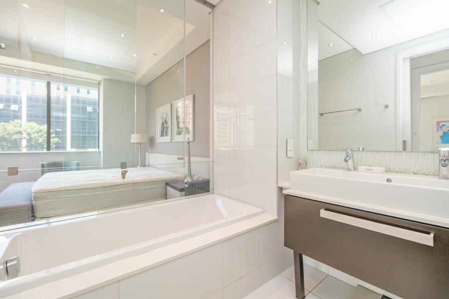 1 Bedroom Property for Sale in Morningside Gauteng