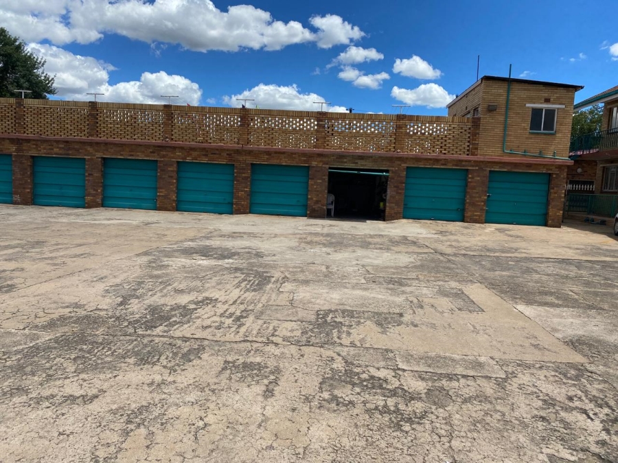 2 Bedroom Property for Sale in Vanderbijlpark CW 2 Gauteng