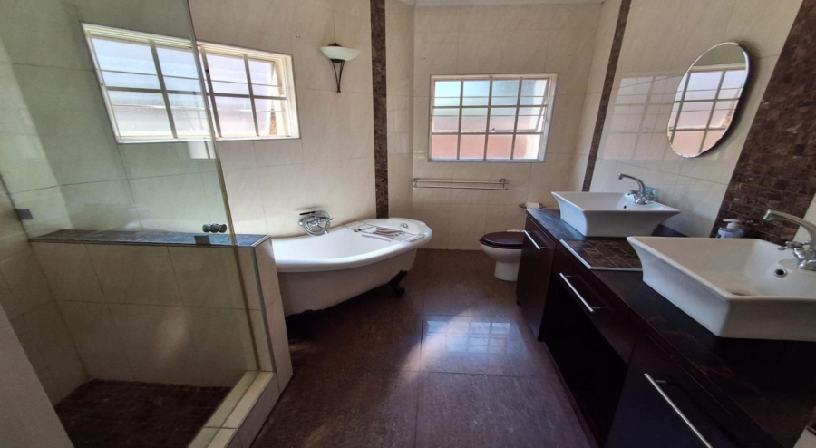 3 Bedroom Property for Sale in Sunward Park Gauteng