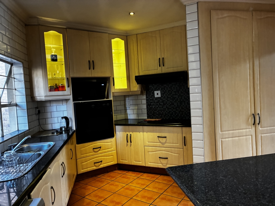 3 Bedroom Property for Sale in Sunward Park Gauteng