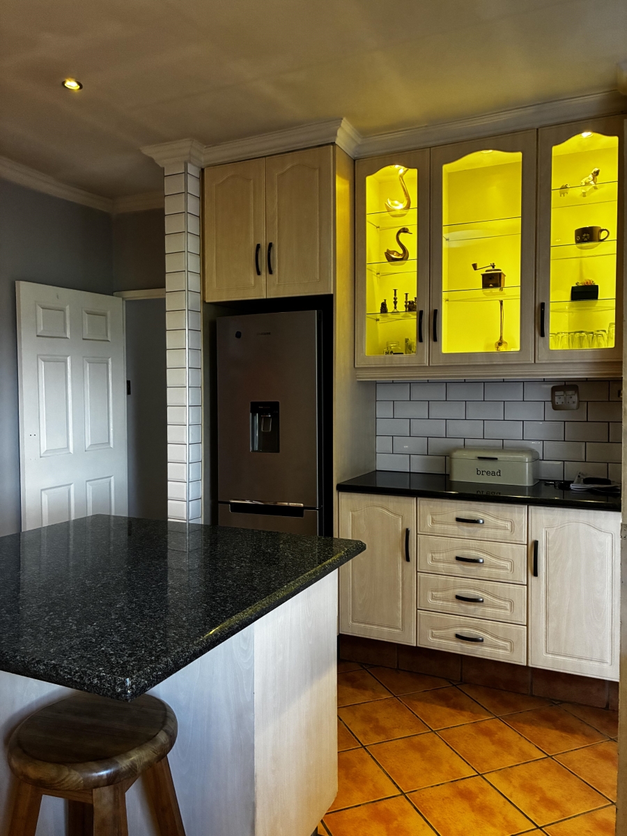 3 Bedroom Property for Sale in Sunward Park Gauteng