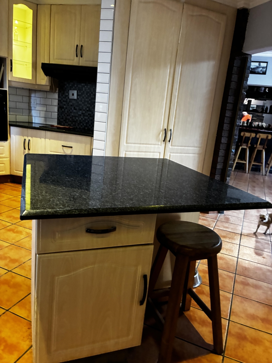 3 Bedroom Property for Sale in Sunward Park Gauteng