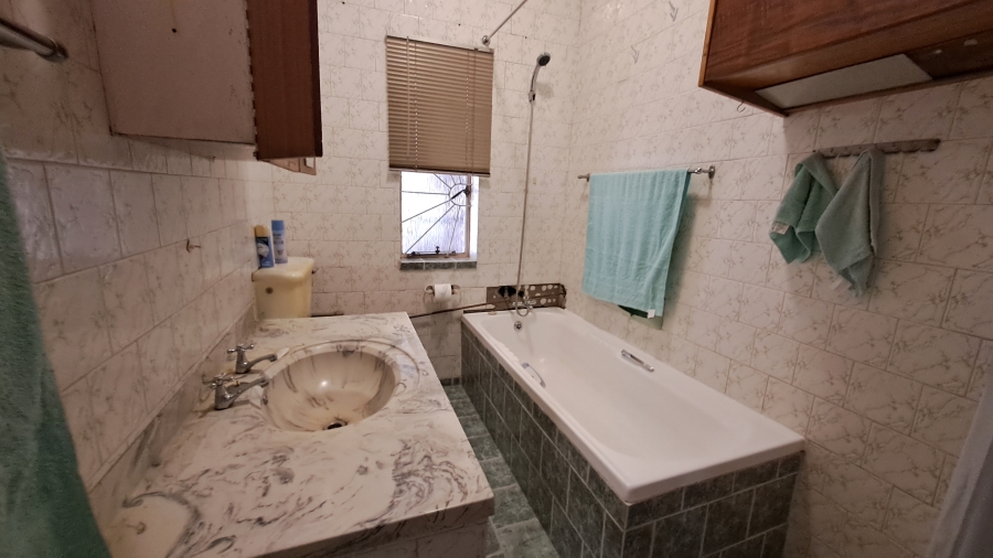 4 Bedroom Property for Sale in Rensburg Gauteng