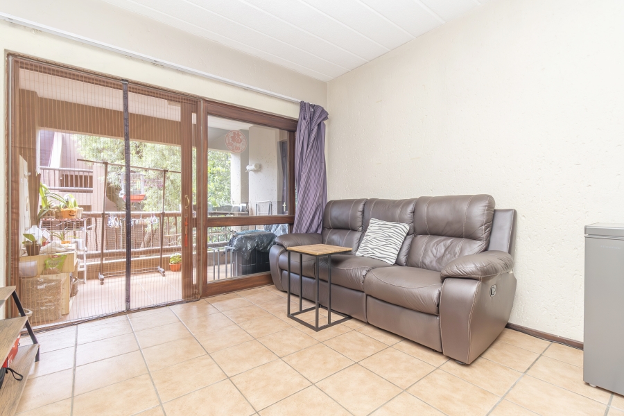2 Bedroom Property for Sale in Magaliessig Gauteng