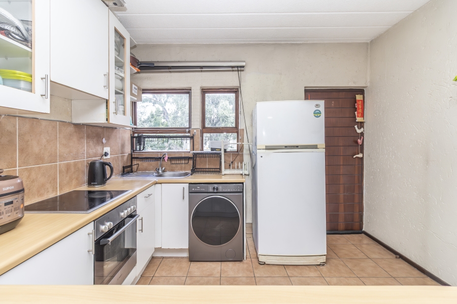 2 Bedroom Property for Sale in Magaliessig Gauteng