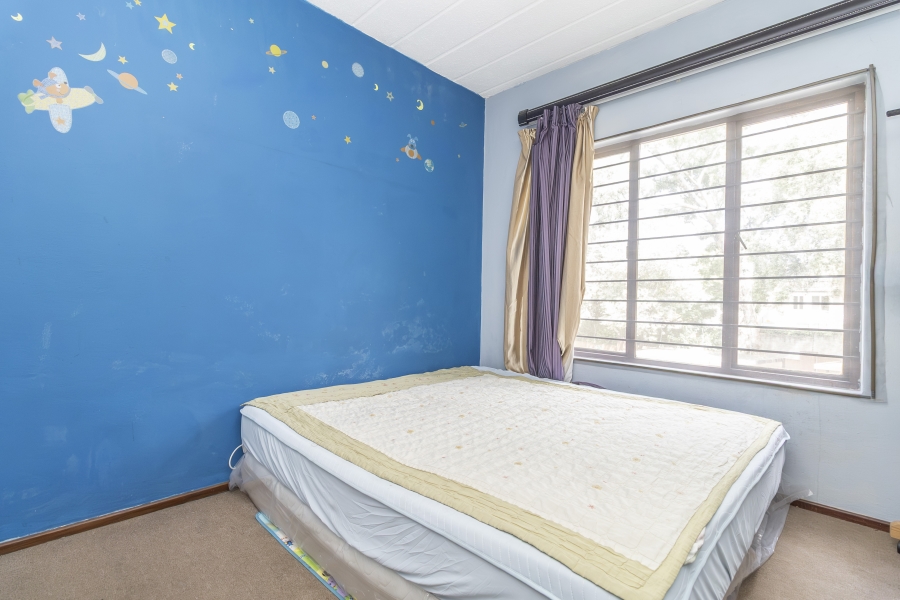 2 Bedroom Property for Sale in Magaliessig Gauteng