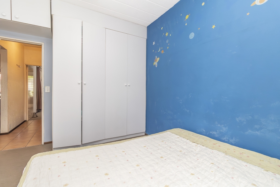 2 Bedroom Property for Sale in Magaliessig Gauteng