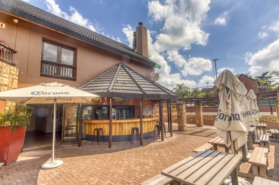 2 Bedroom Property for Sale in Magaliessig Gauteng