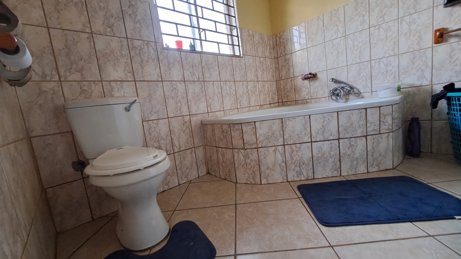 3 Bedroom Property for Sale in Rensburg Gauteng