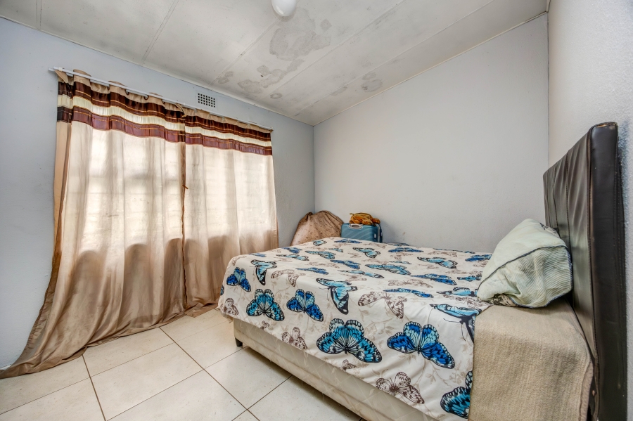 2 Bedroom Property for Sale in Bloubosrand Gauteng